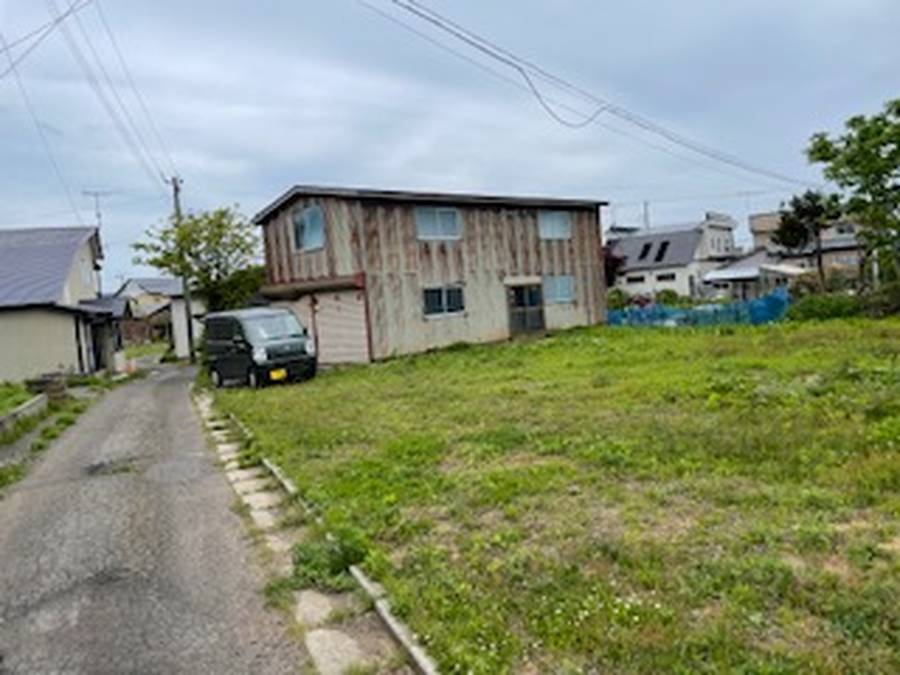 むつ市大字城ヶ沢字畑田表3番3