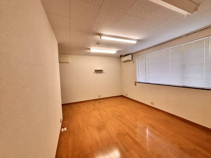 大湊浜町貸事業用物件