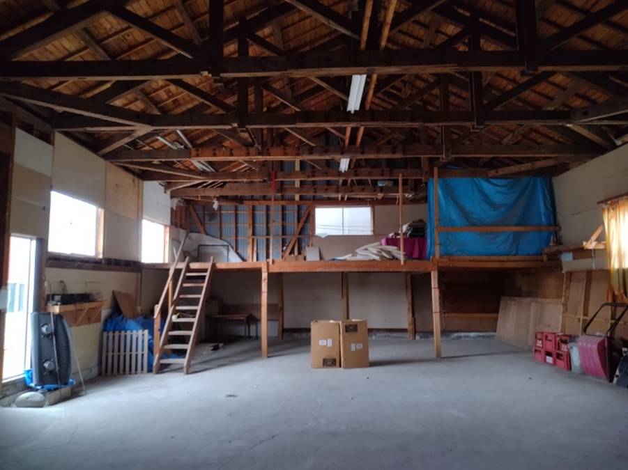 大畑町上野倉庫（居宅付）