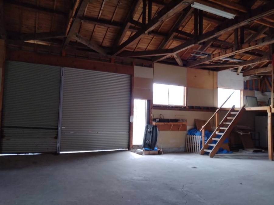 大畑町上野倉庫（居宅付）