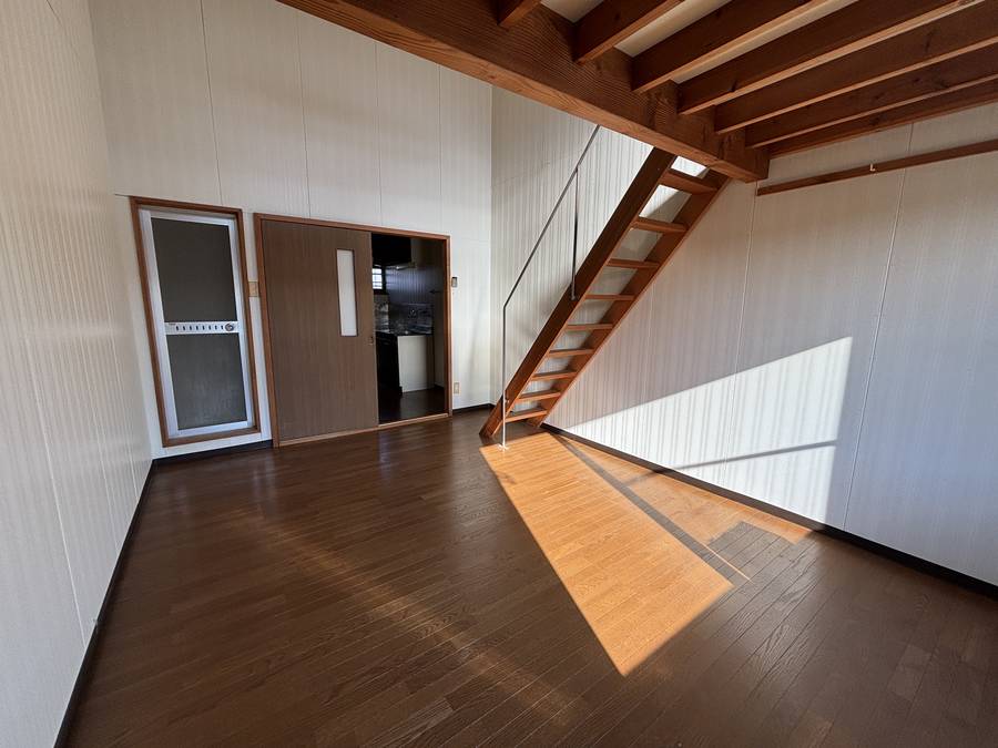 ヒルズヨシダ1号館　124号（2F)