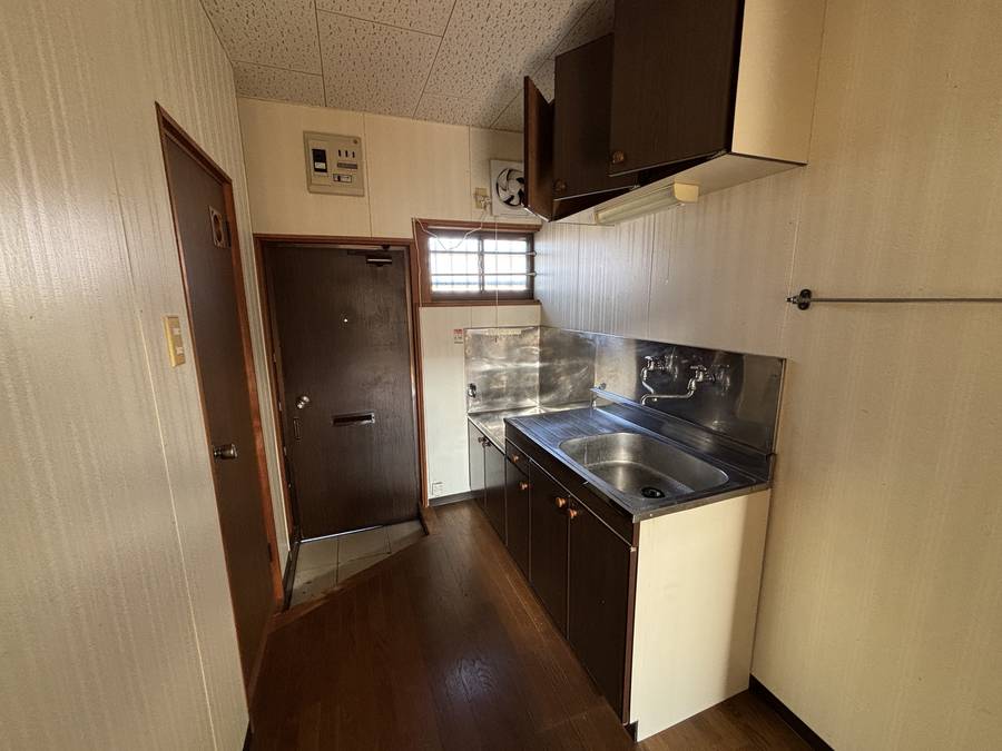 ヒルズヨシダ1号館　124号（2F)