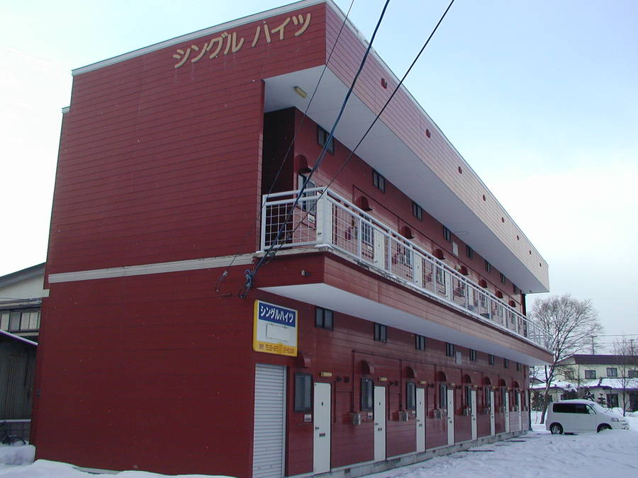 シングルハイツ　202号（2F）