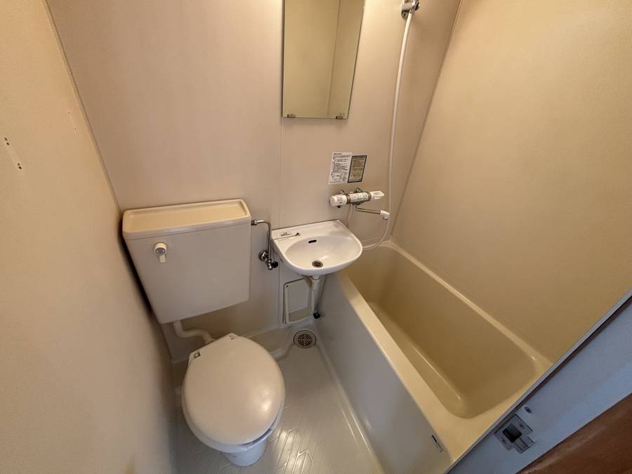 コーポタカヤマ　C号（1F)