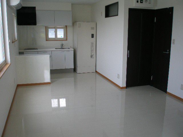 苺HOUSE金曲B棟　101号