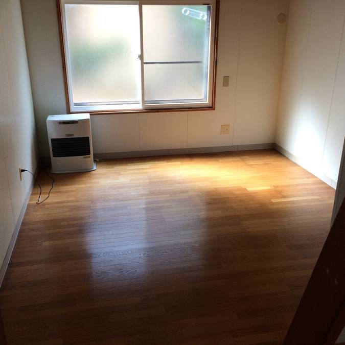 シングルハイツ205号