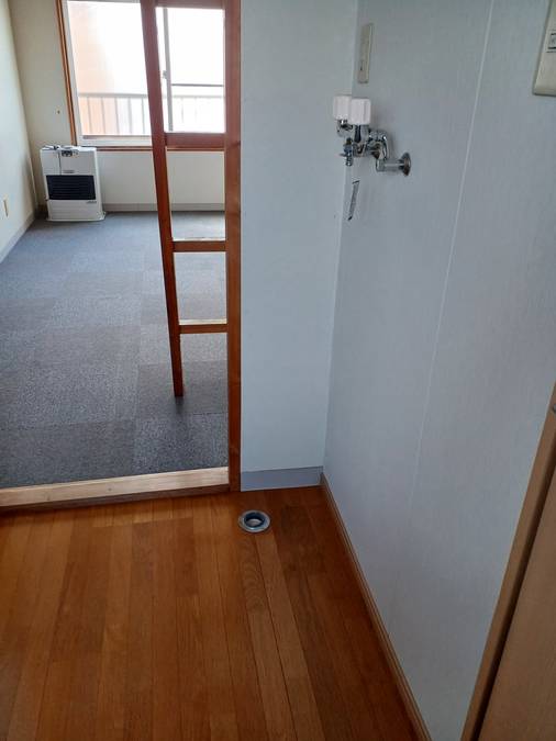 シングルハイツ　202号