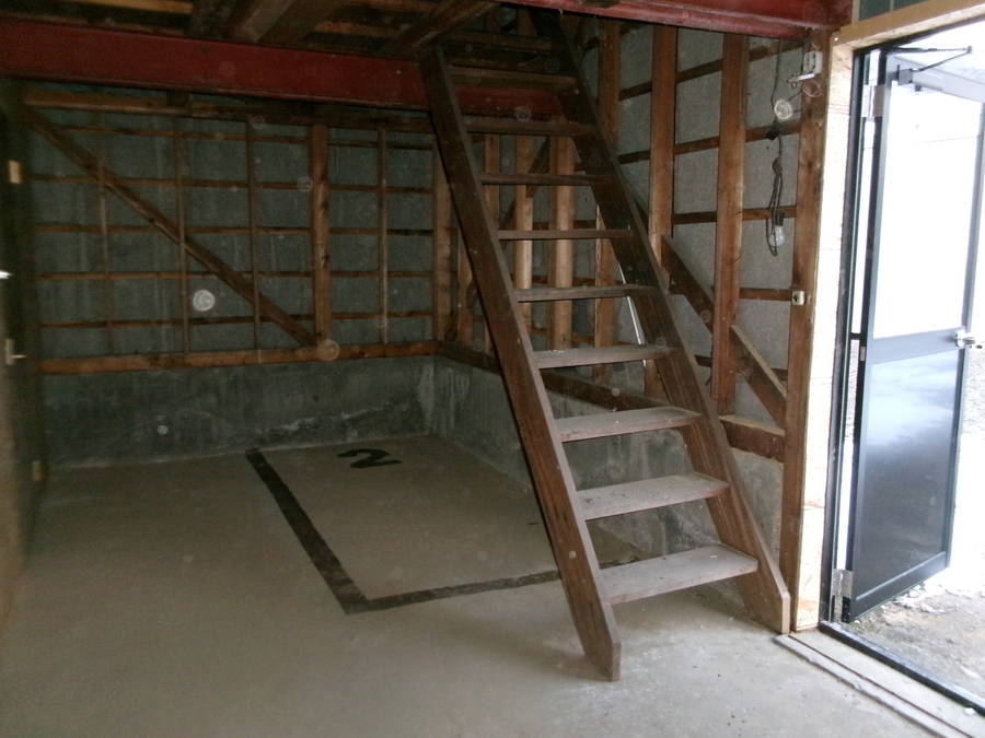 大湊浜町バイクガレージ１・２