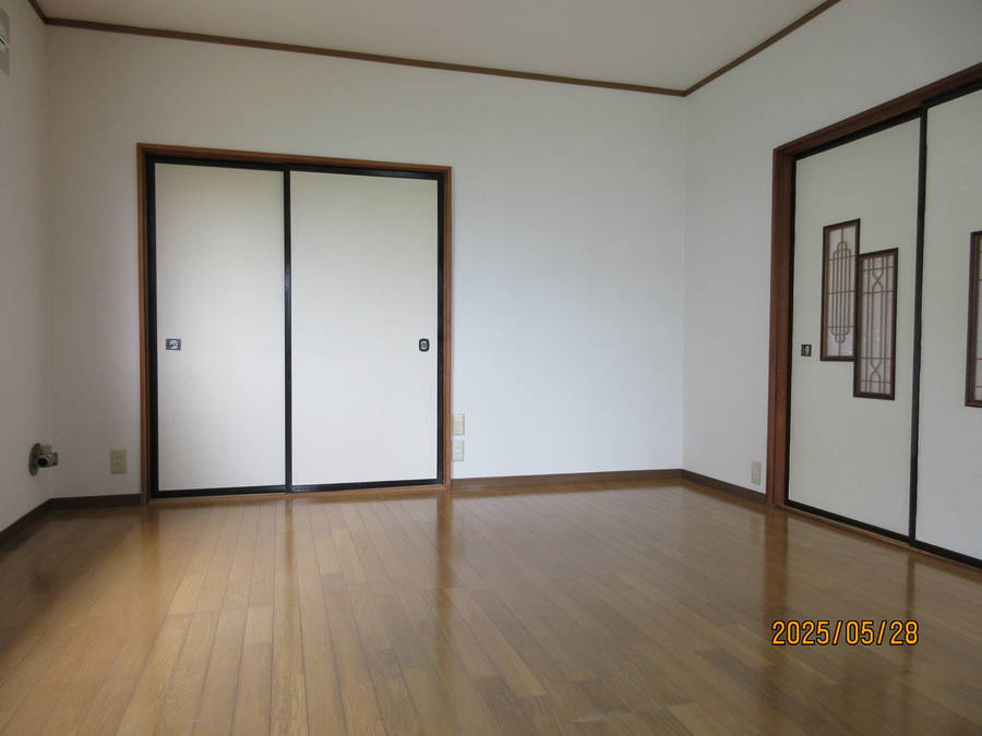 横迎町一丁目貸家