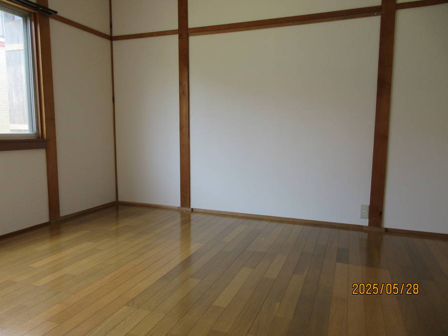 横迎町一丁目貸家