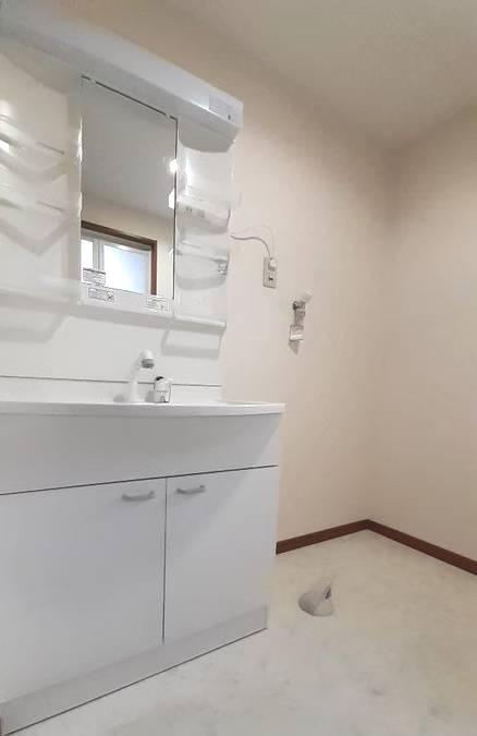 グランジュテ緑町Ⅰ-202(駐車場２台付)