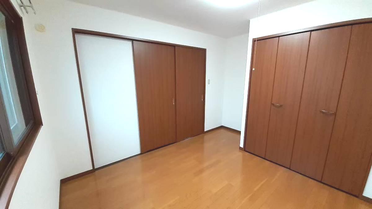 グランジュテ緑町Ⅰ-202(駐車場２台付)