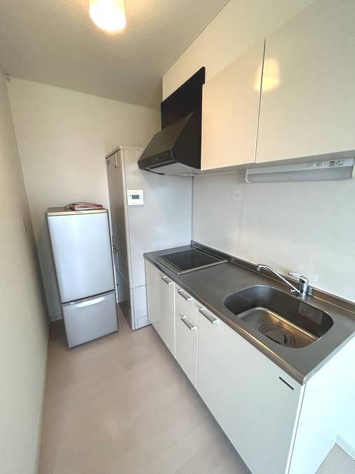 グランポルトA23号室(駐車場付き)