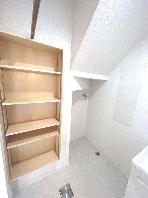 ボヌールE号室(駐車場完備♪)